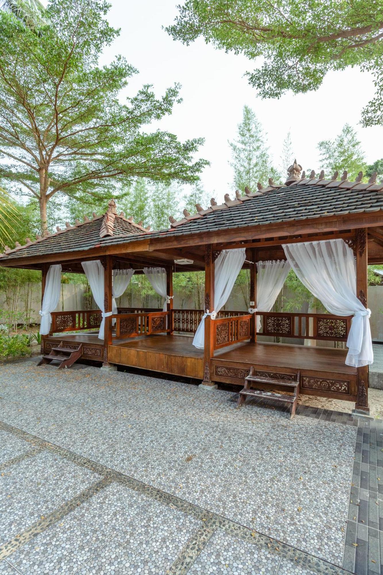 Bintan Exotica Resort By Waringin Hospitality Berakit Eksteriør bilde